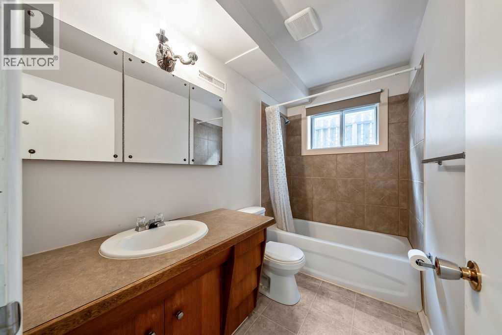 5415 5 Street SW - photo 27