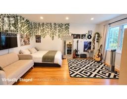 257 Cocksfield Avenue, Toronto, ON M3H3T6 Photo 10