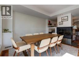 5pc Bathroom - 1934 Broadview Road Nw, Calgary, AB T2N3H7 Photo 13