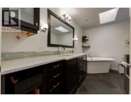 1934 Broadview Road Nw, Calgary, AB T2N3H7 Photo 32