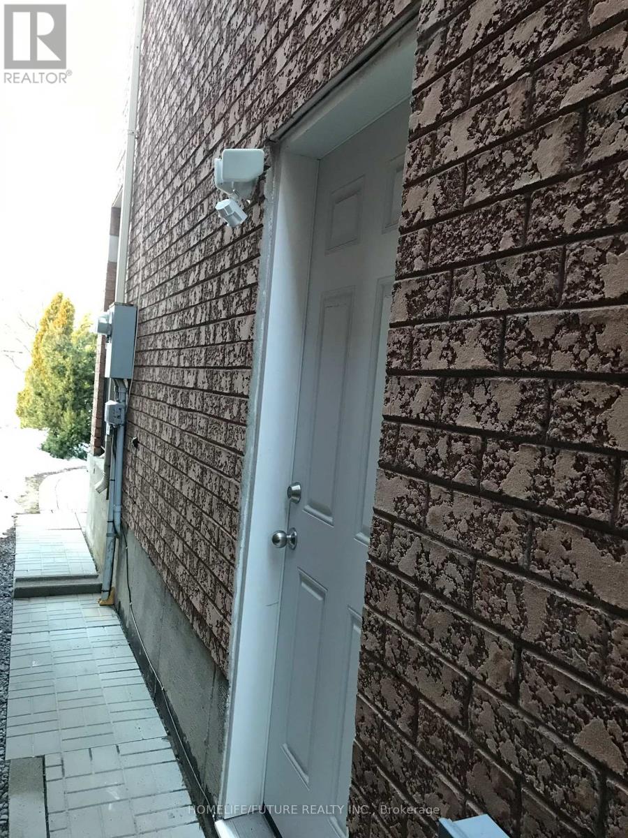 BSMT - 203 SOPHIA ROAD, Markham (Middlefield)