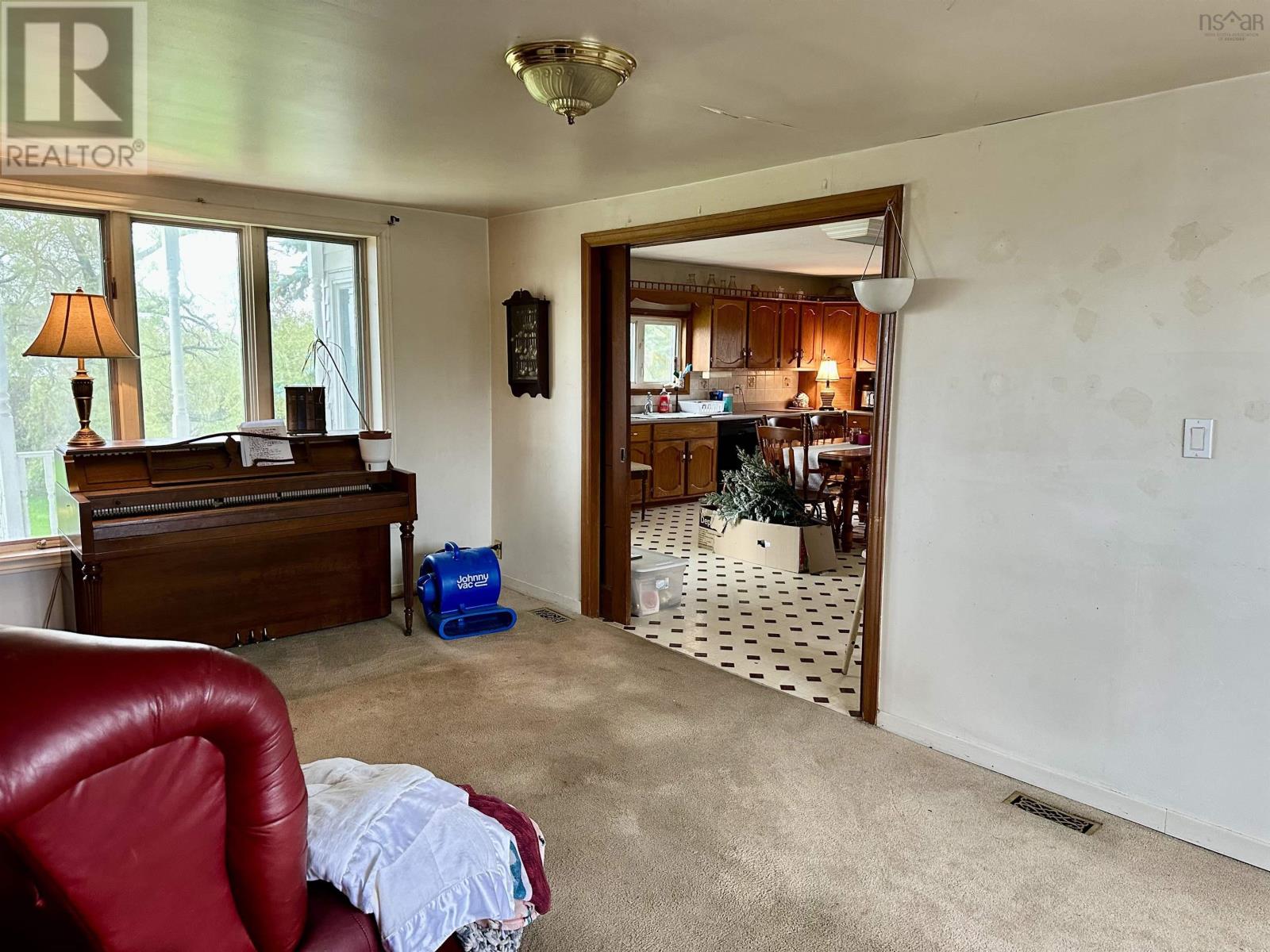 9390 Highway 4 - 24