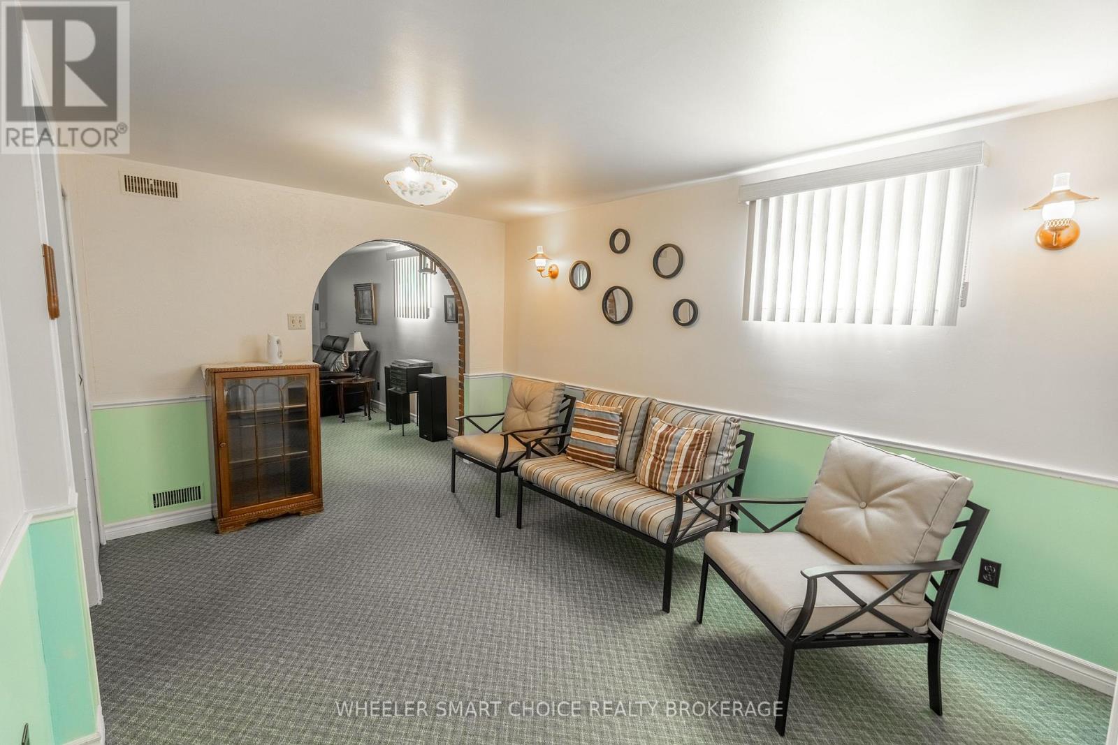 516 BURTON AVENUE - 16