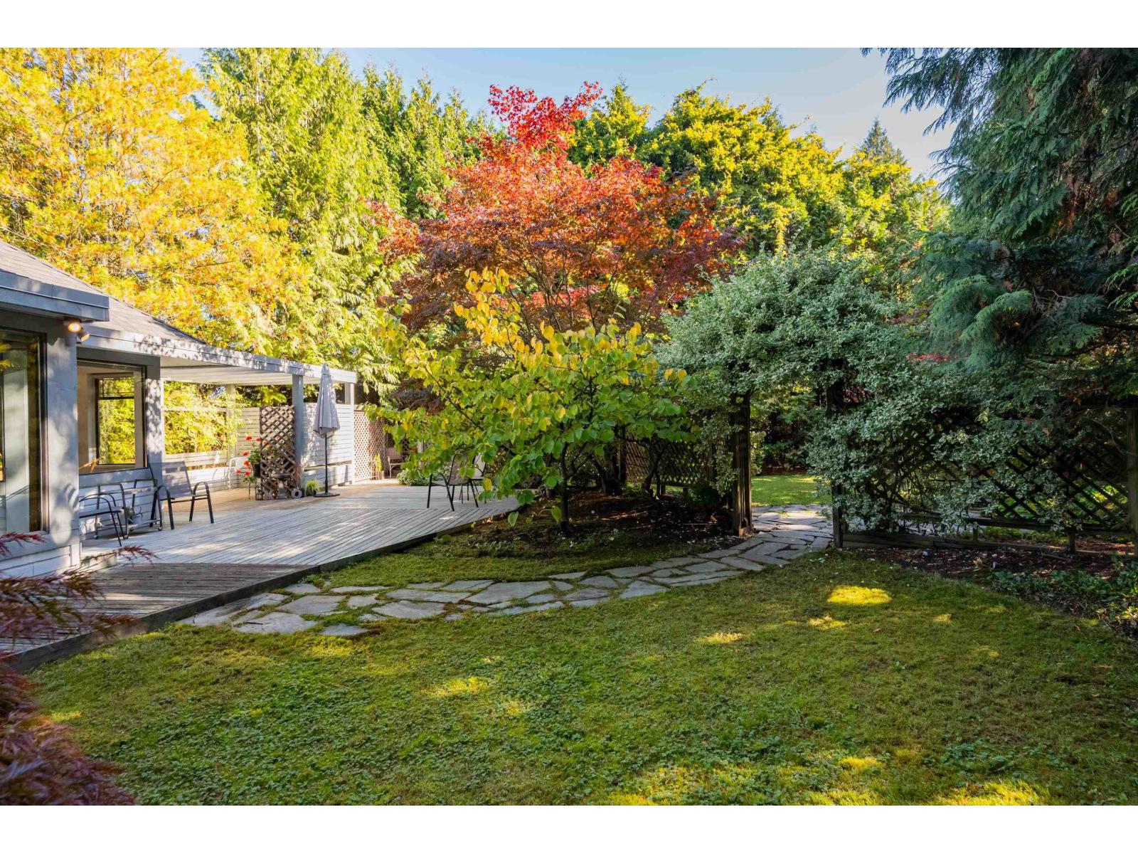 Photo of 7269 150A STREET 32