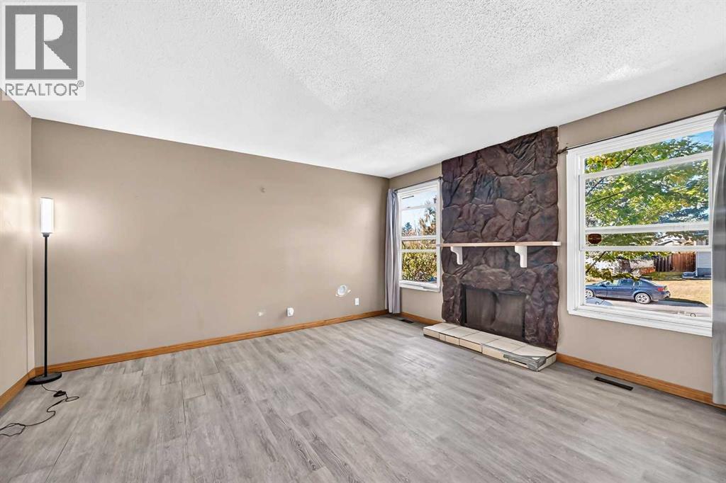 143 Rundleson Way NE - photo 3
