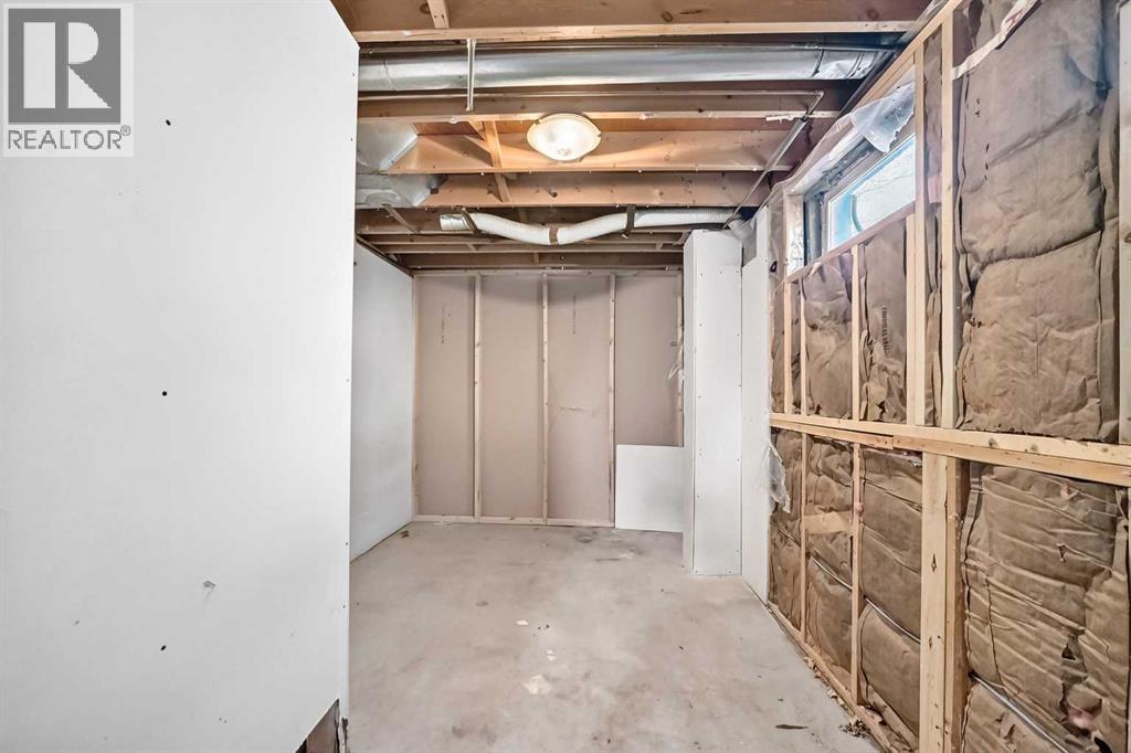 143 Rundleson Way NE - photo 38