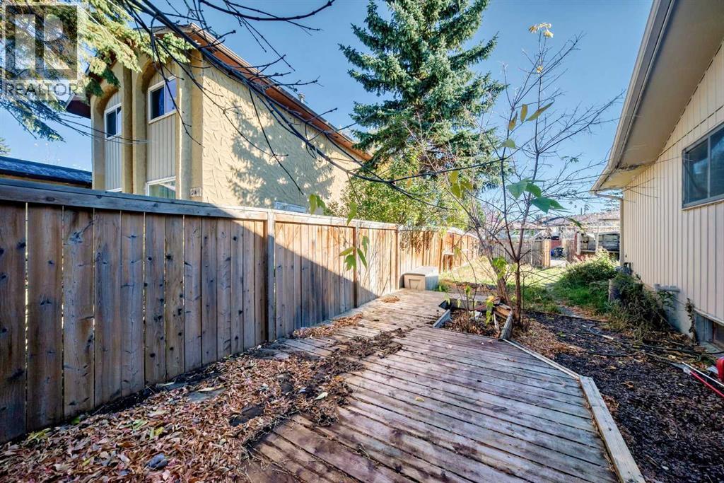 143 Rundleson Way NE - photo 42