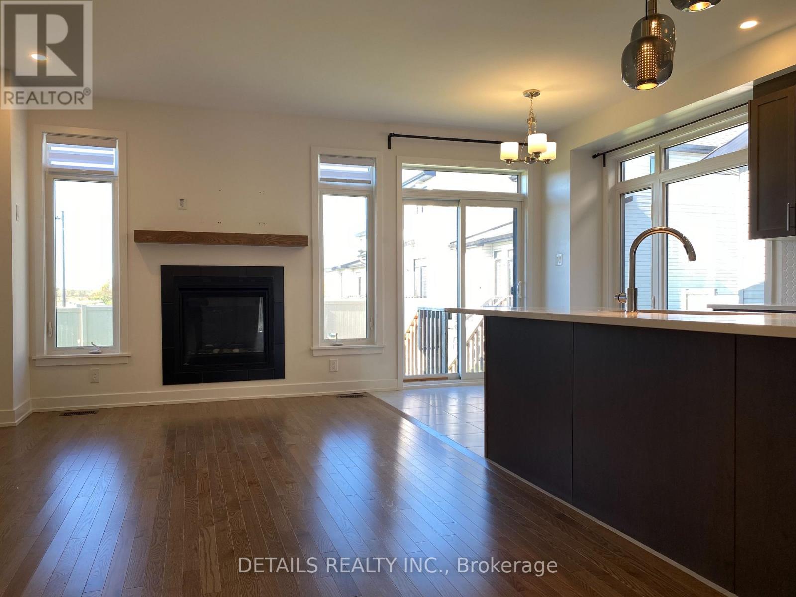 56 ROBUSTA LANE, Ottawa — photo 9