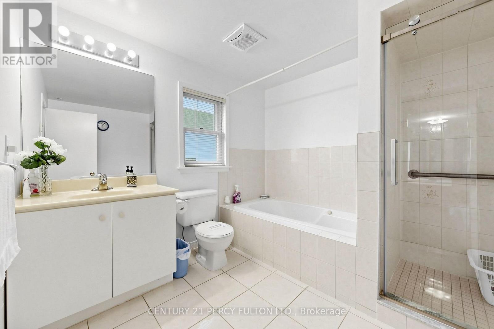 20 ZIRCON COURT - 22
