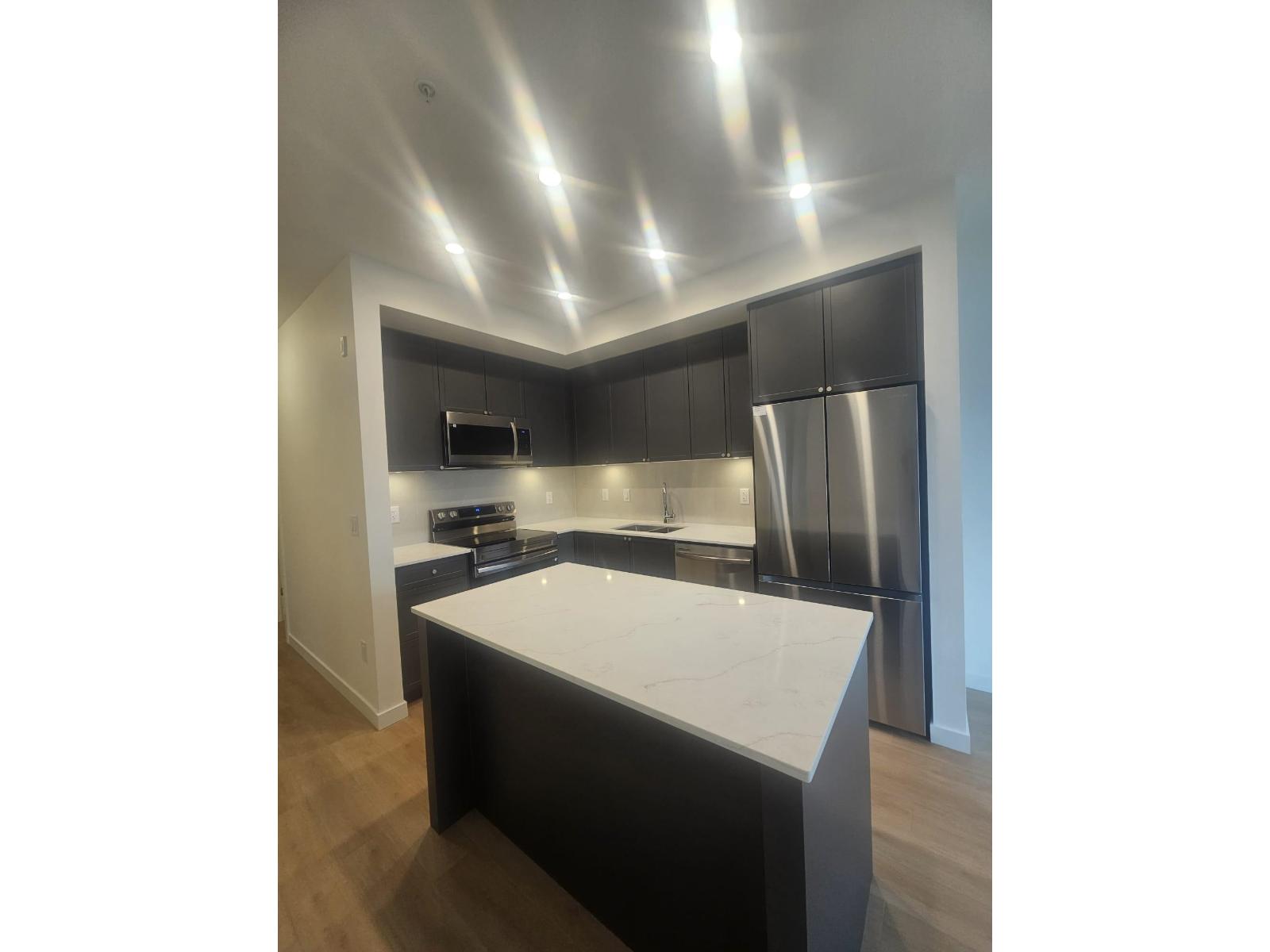 316 15730 FRASER HIGHWAY