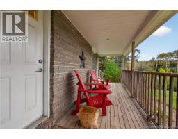 818 McLaughlin Drive, photo 3