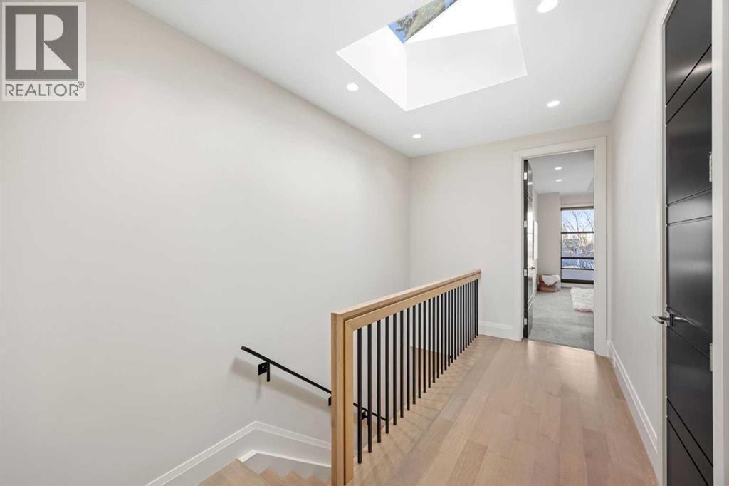 1945B 25 Avenue SW - photo 31
