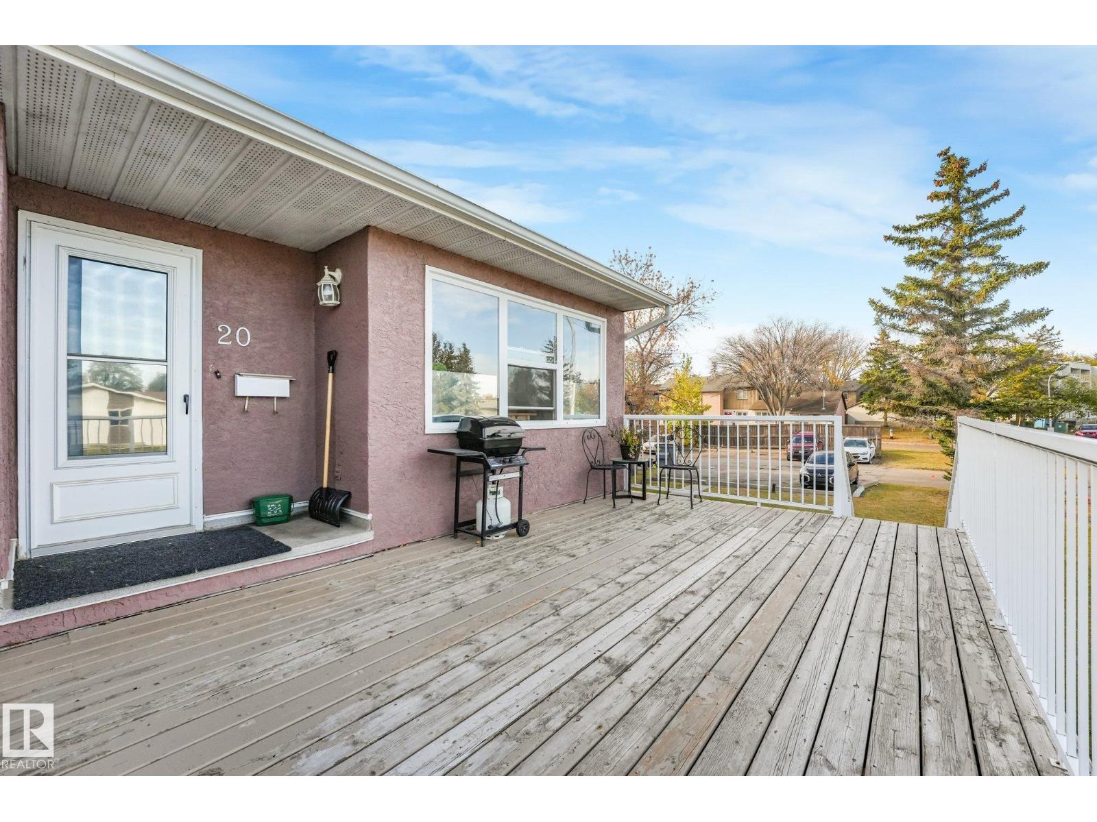 #20 13580 38 St NW photo 2 — MLS® E4513430