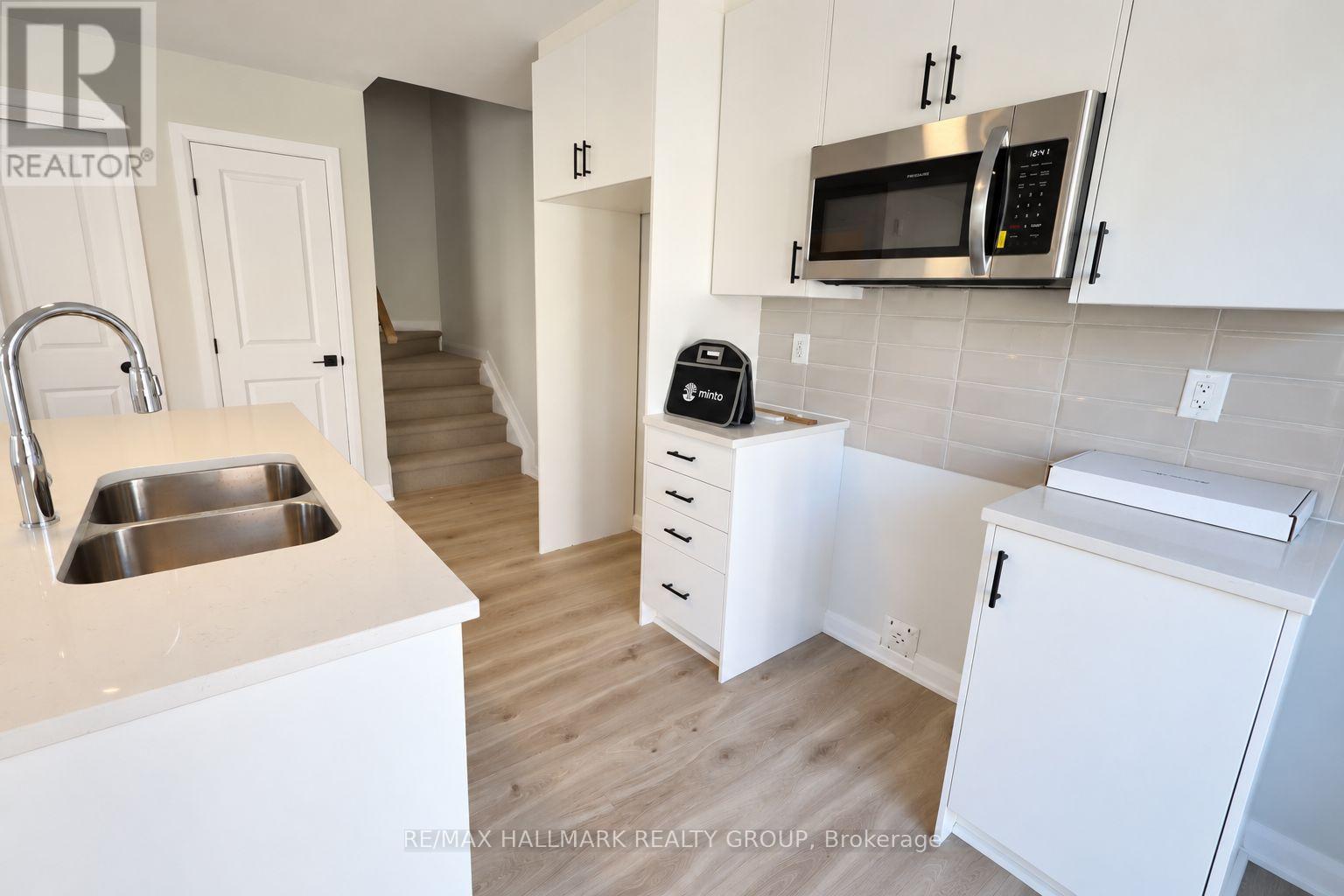 2 - 1001 GLENROY GILBERT DRIVE, Ottawa — photo 6