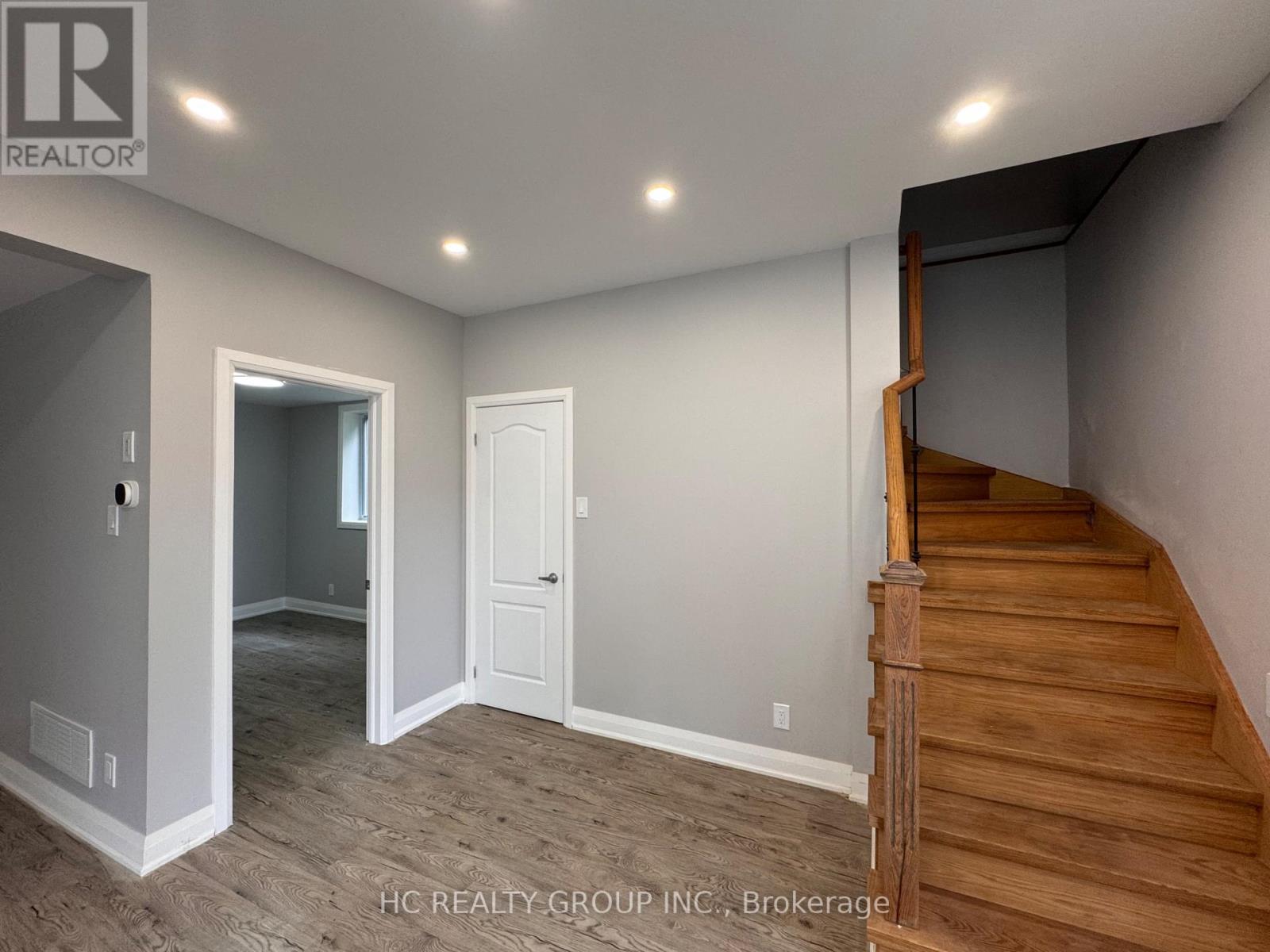 32 B KING RICHARD COURT, Markham (Bullock) — photo 6