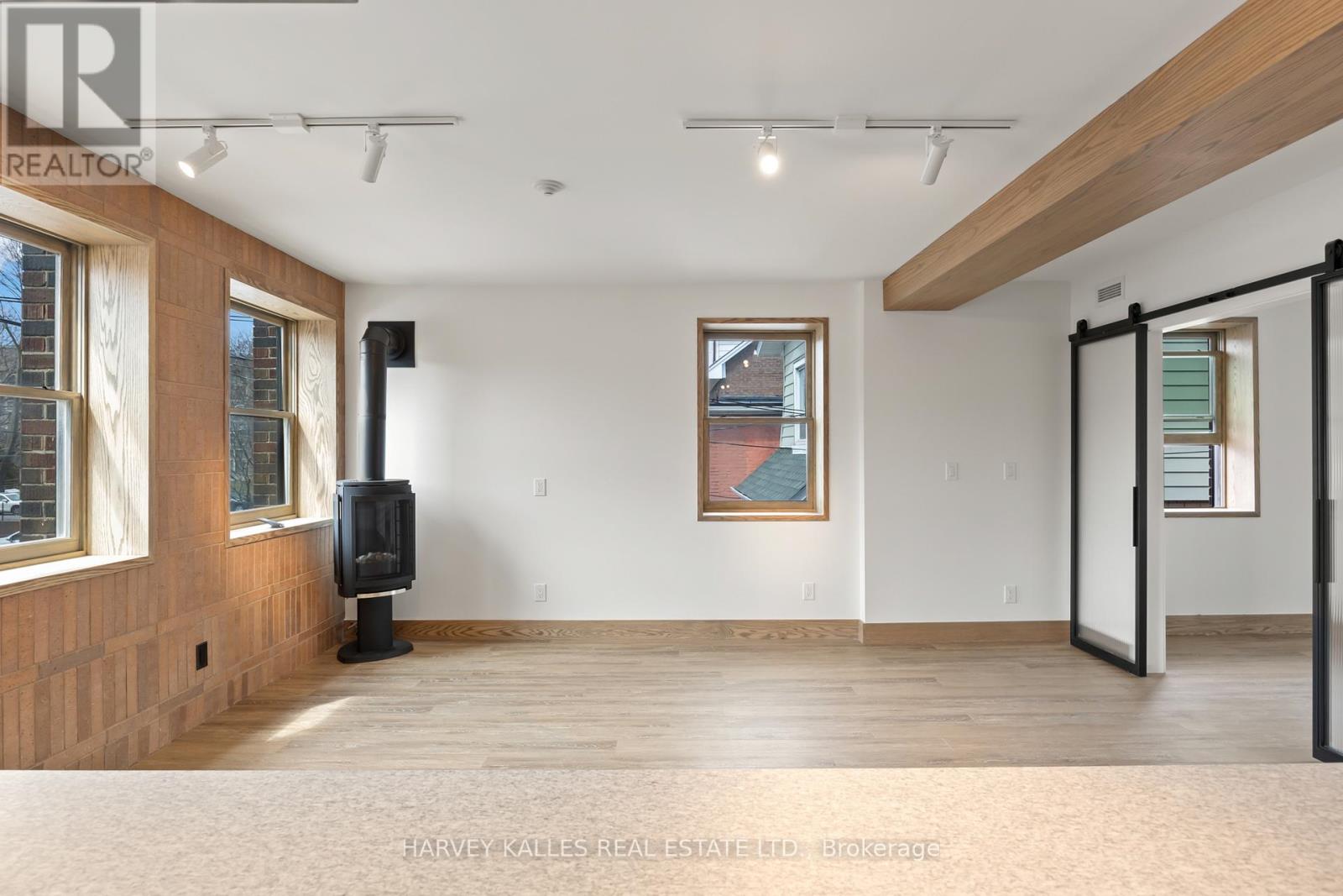 2 - 663 GREENWOOD AVENUE, Toronto (Danforth) — photo 8