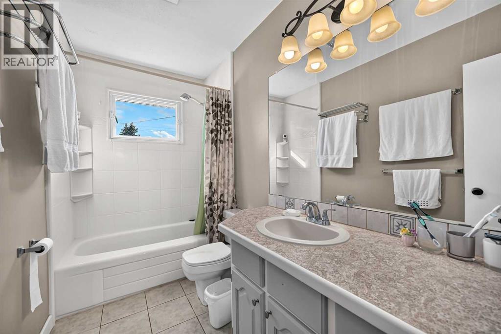 10647 Shillington Crescent SW - photo 26