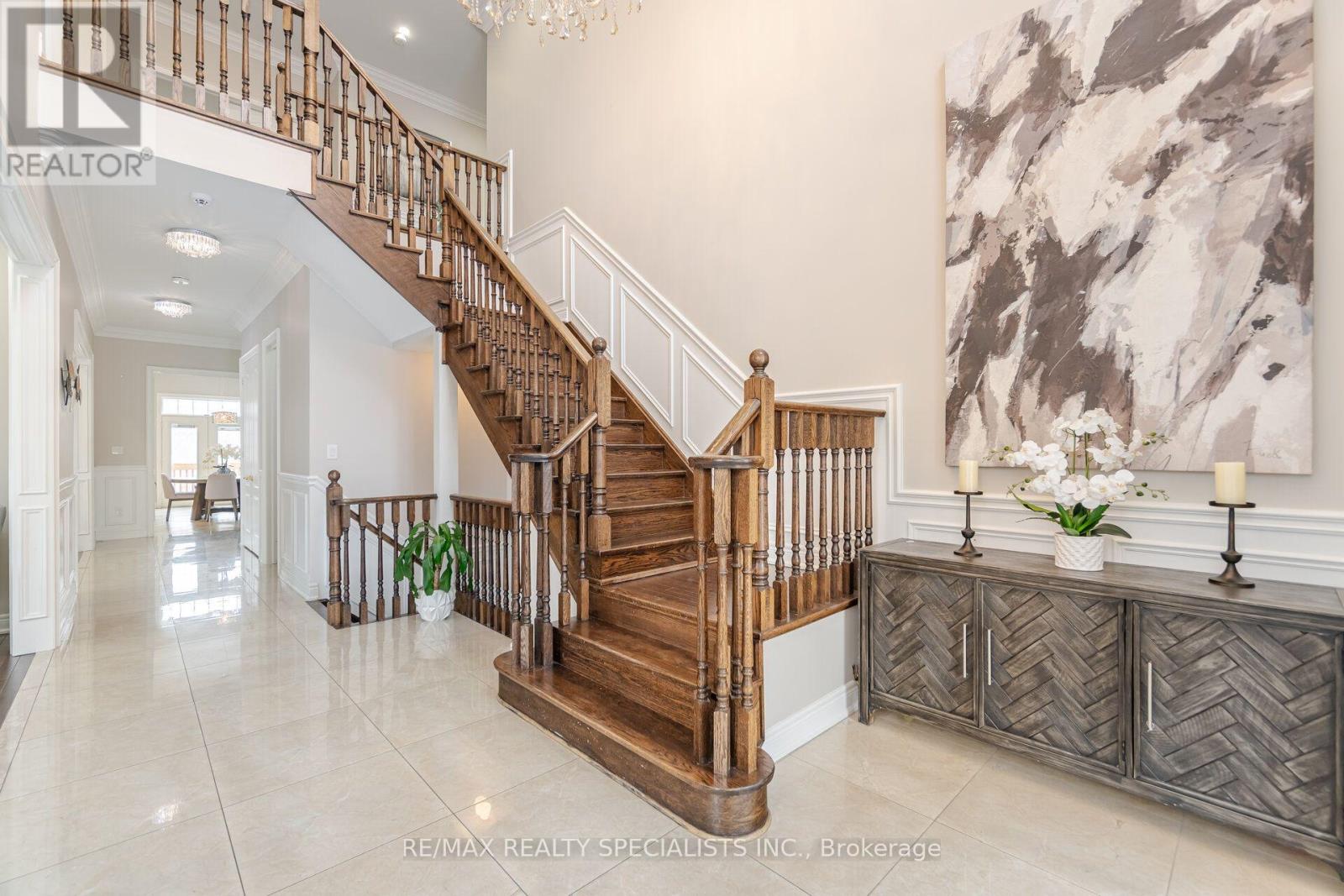 54 Berkwood Hollow Court, Brampton, ON photo 5