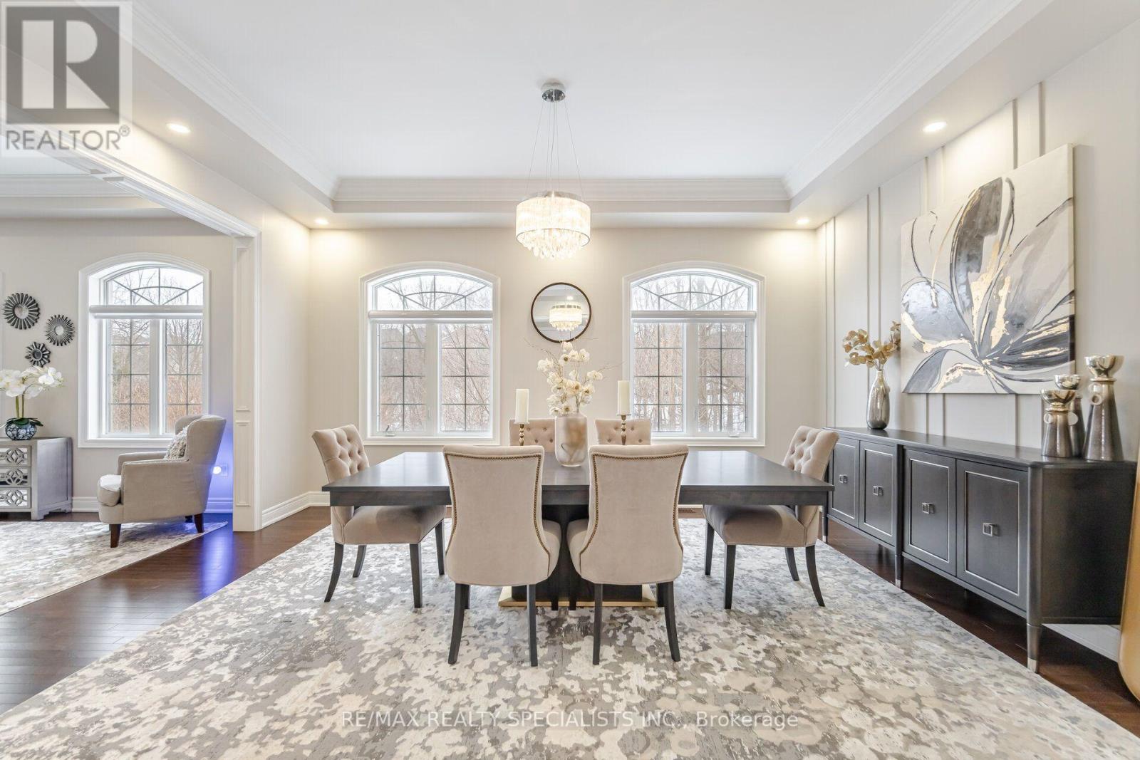 54 BERKWOOD HOLLOW COURT - 7
