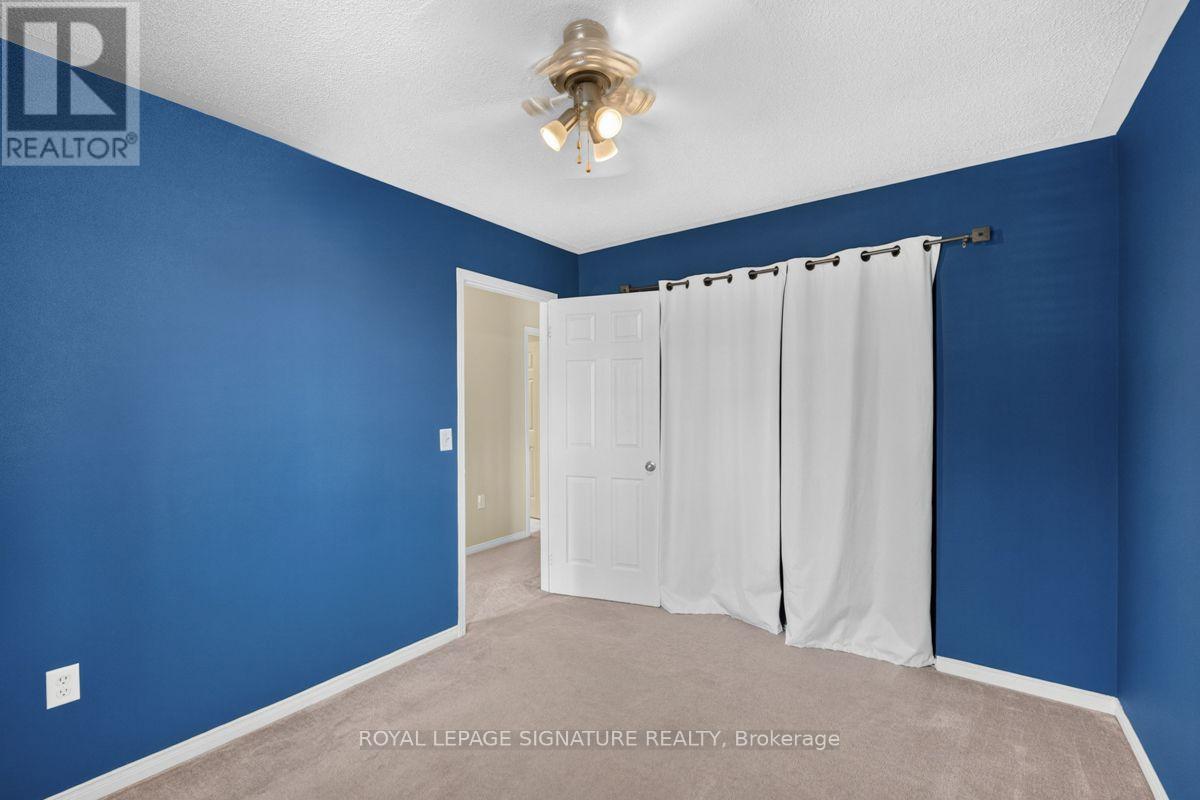19 Mossgrove Crescent, Brampton, ON photo 27