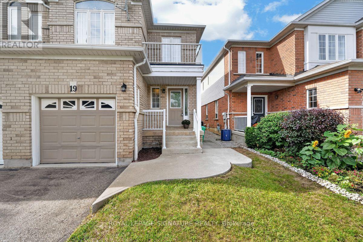19 MOSSGROVE CRESCENT, Brampton (Northwest Sandalwood Parkway) — photo 3
