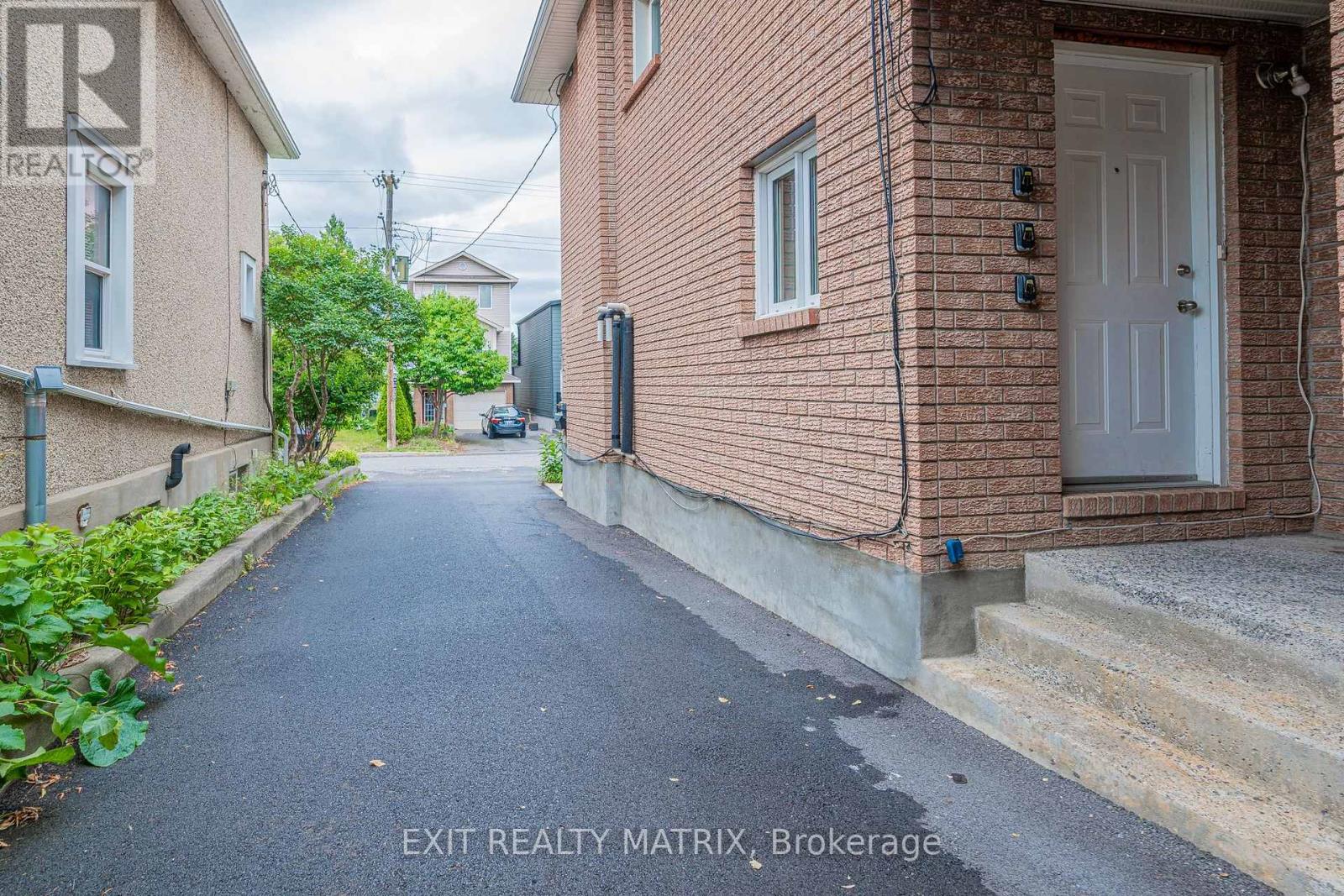 2 - 1384 CHATELAIN AVENUE, Ottawa — photo 3
