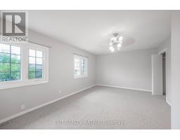 2 - 1384 Chatelain Avenue, Ottawa, ON K1Z8A8 Photo 9