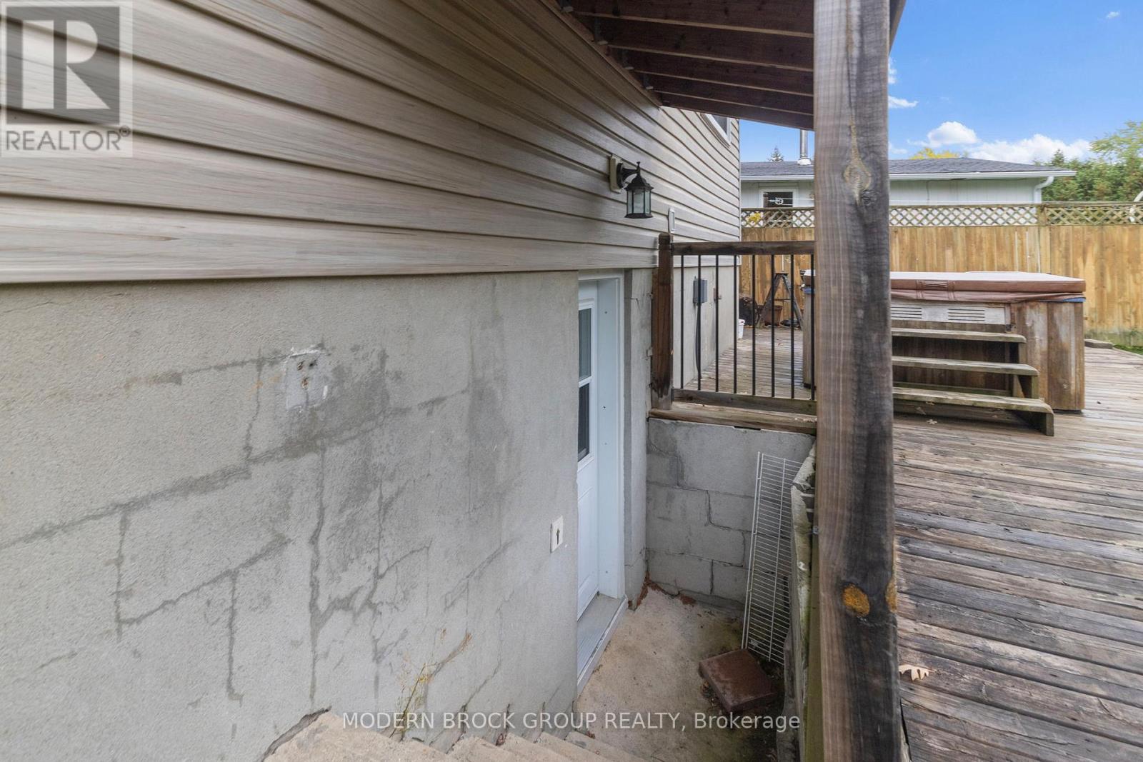 1210 PEDEN BOULEVARD - 43