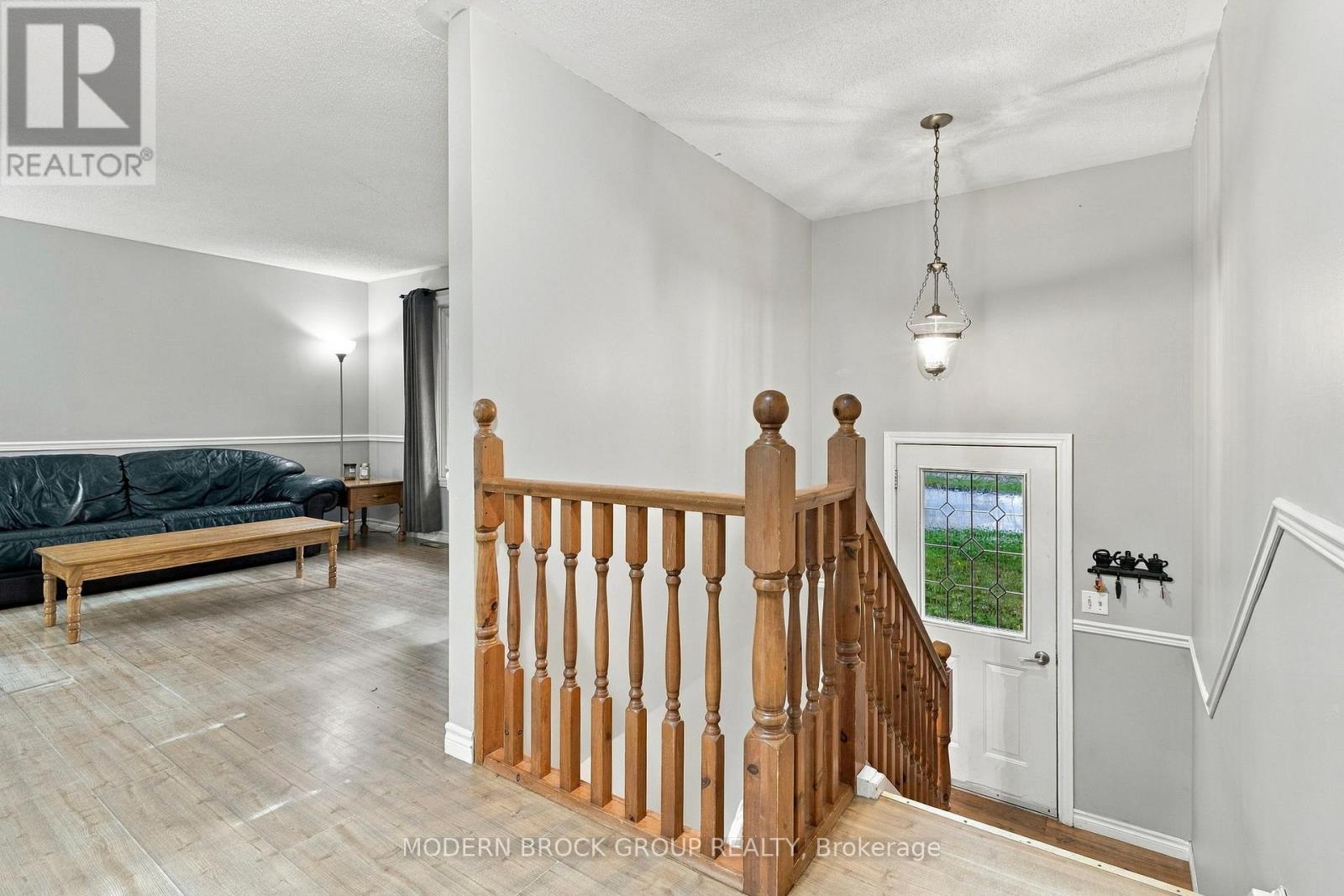 1210 PEDEN BOULEVARD, Brockville — photo 6