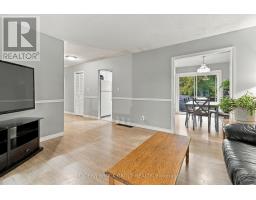 Bathroom - 1210 Peden Boulevard, Brockville, ON K6V3K3 Photo 10