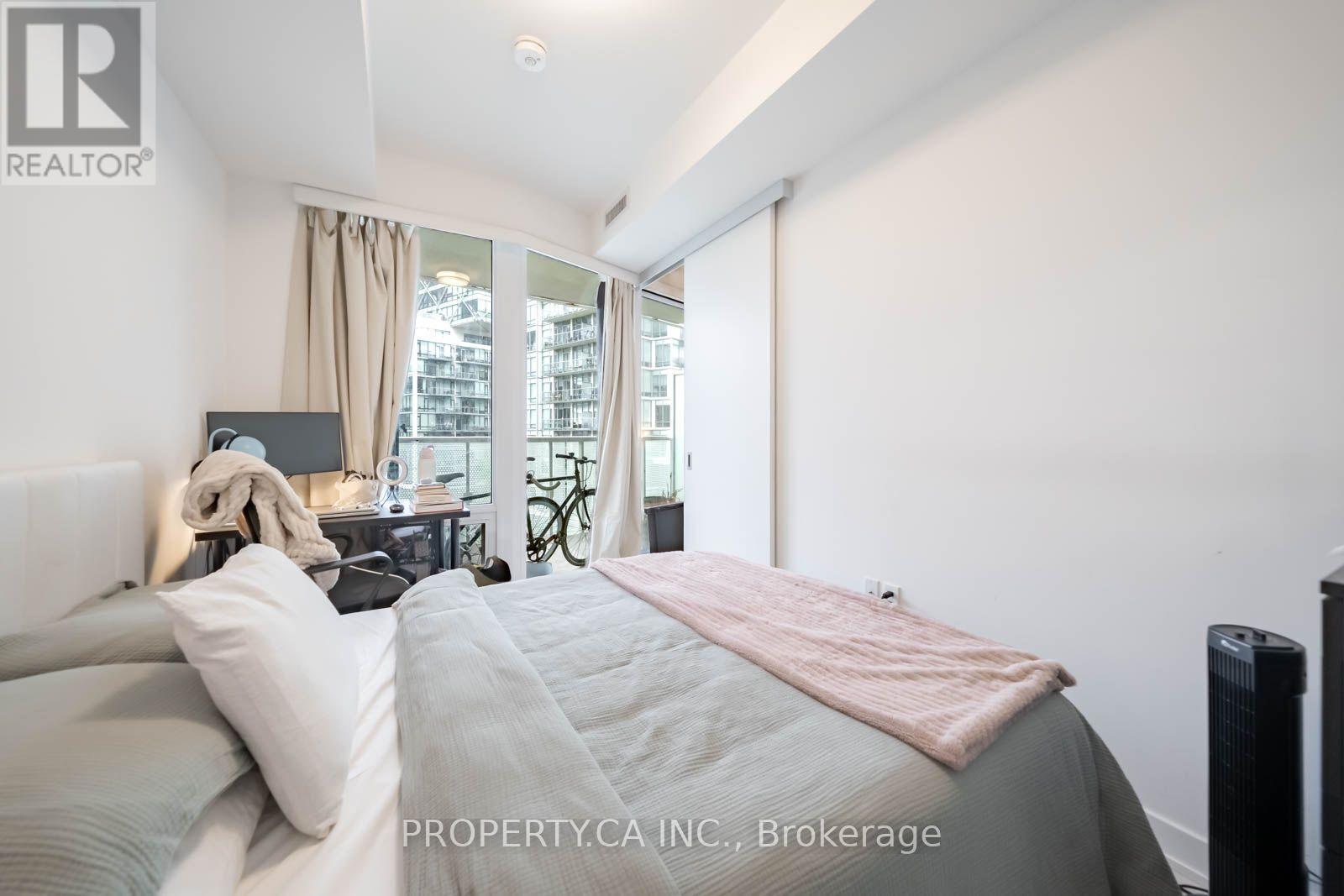 501 - 15 QUEENS QUAY E, Toronto (Waterfront Communities) — photo 11