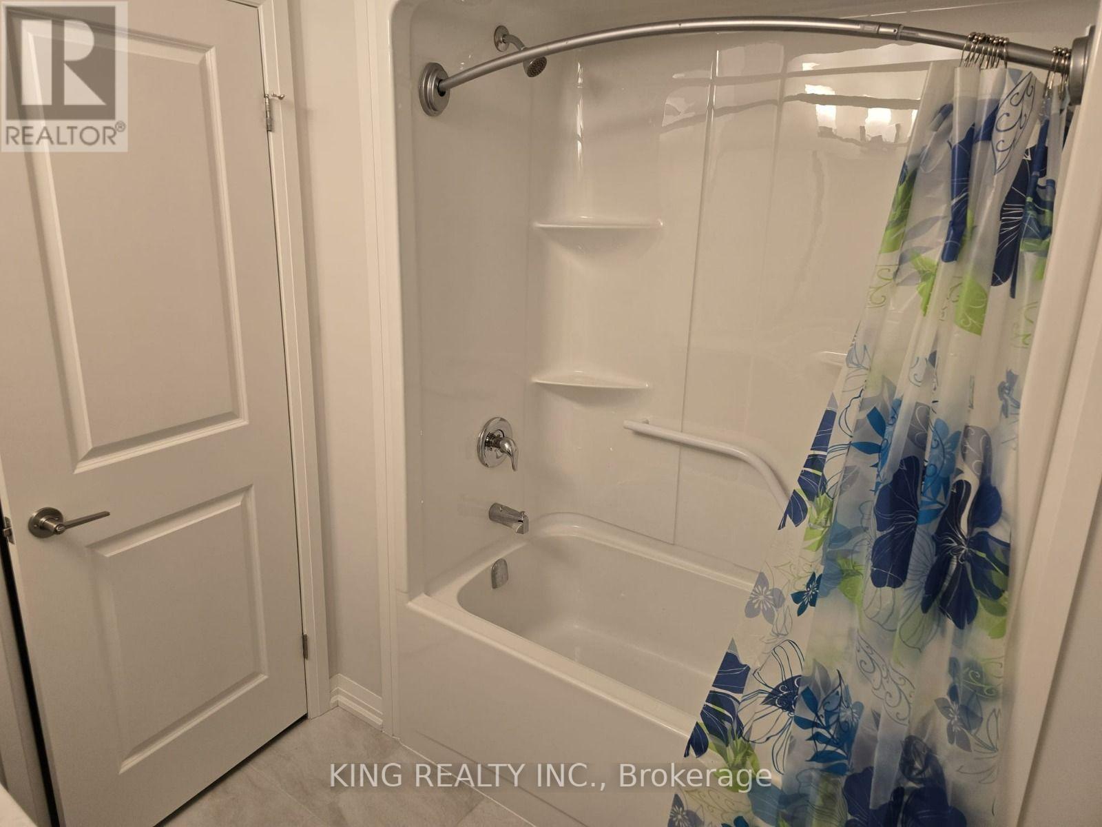 184 KLAGER AVENUE, Pelham (Fonthill) — photo 11