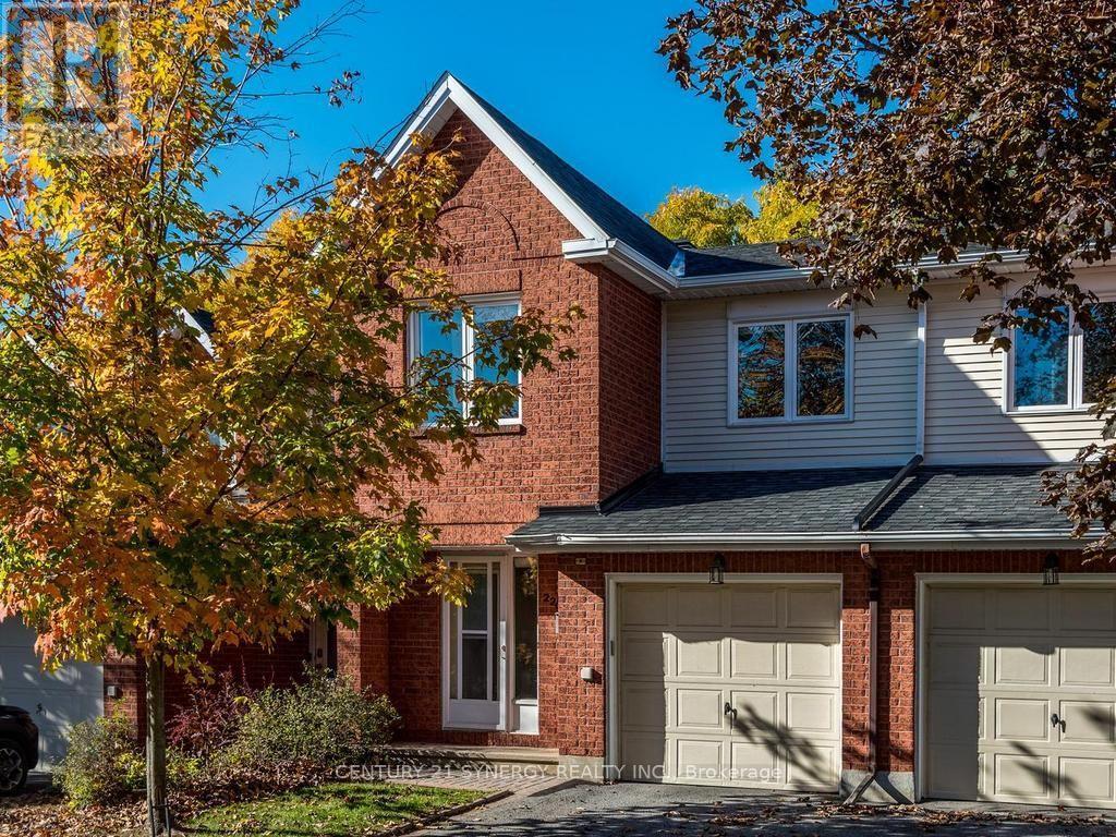 #80 22C MAPLE RIDGE CRESCENT - 2