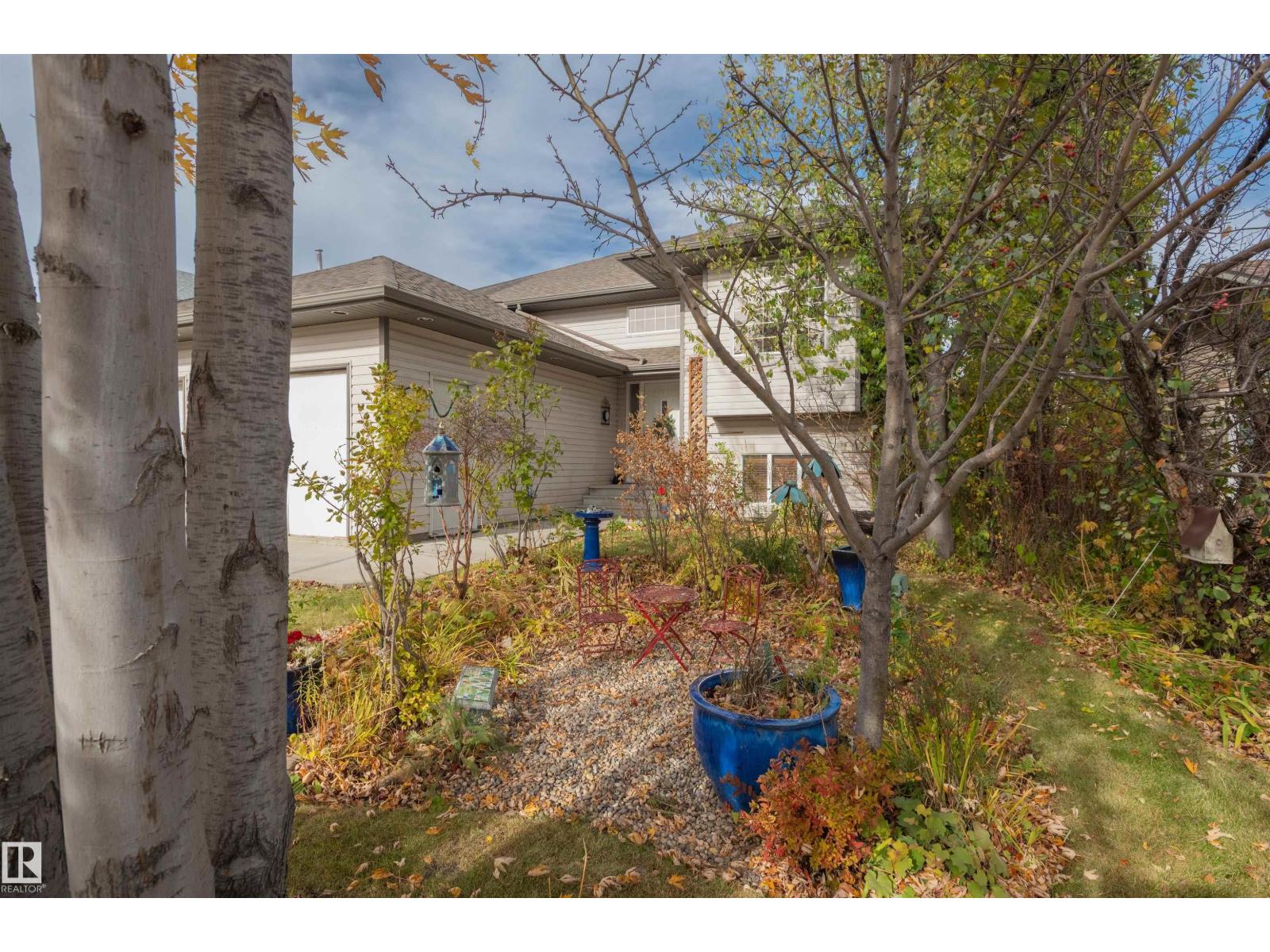 4909 57 AV, Stony Plain 4