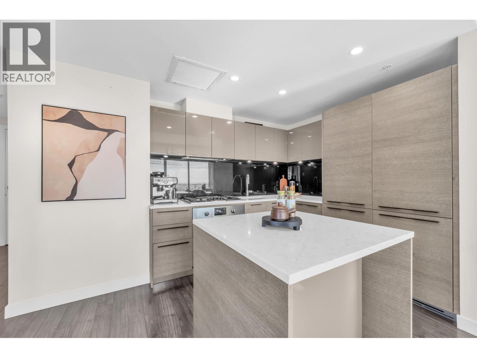 Photo of 1104 6383 MCKAY AVENUE 11
