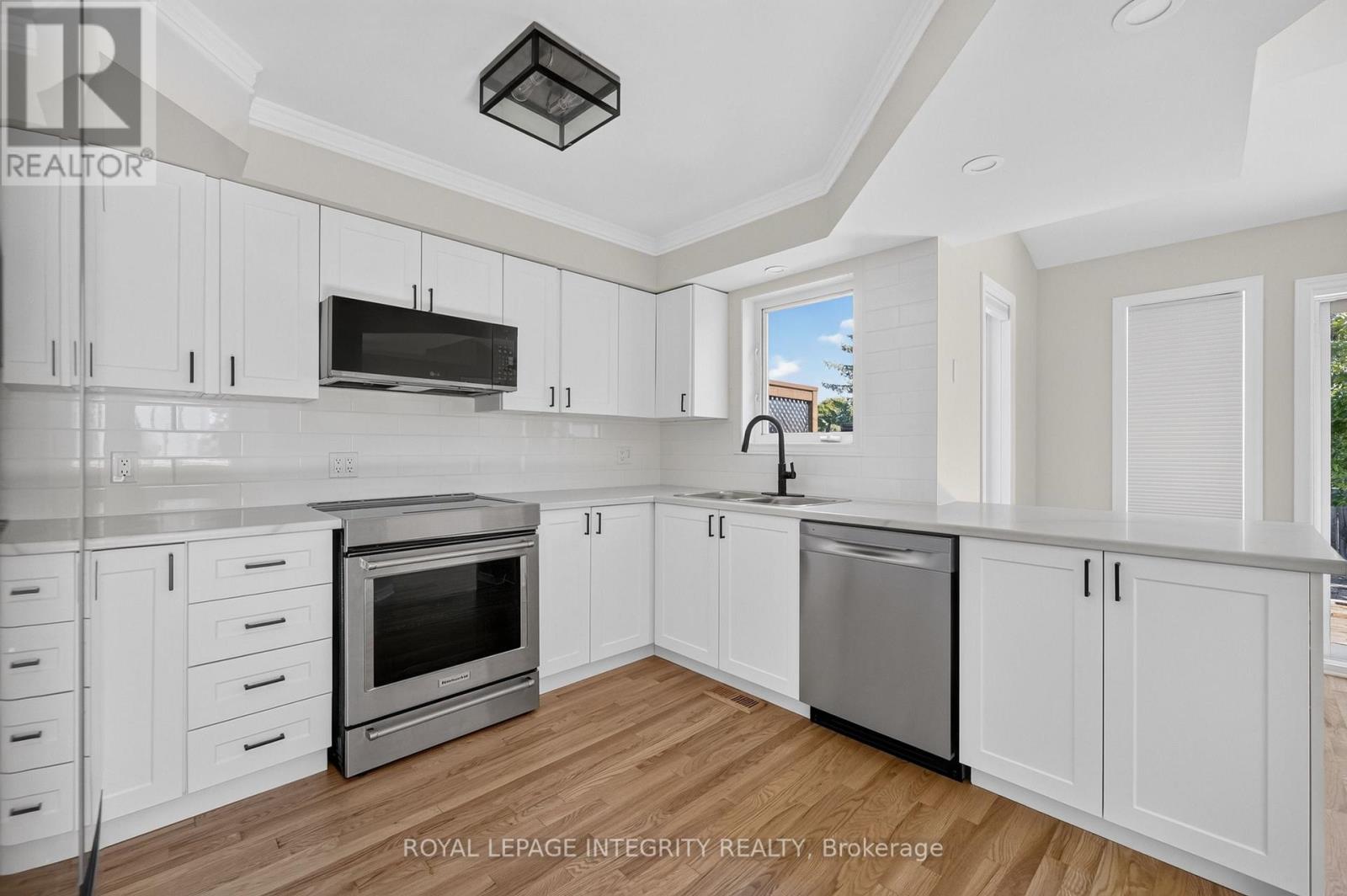 1185 LICHEN AVENUE - 13