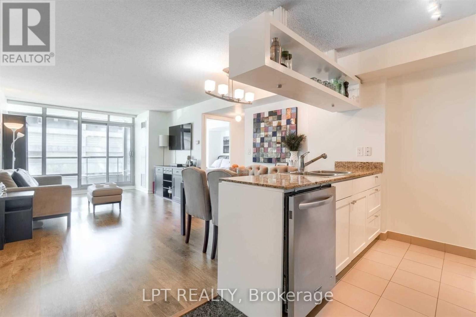 1002 - 81 NAVY WHARF COURT, Toronto (Waterfront Communities) — photo 4