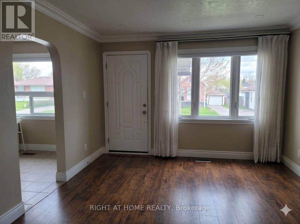 289 Ballard Street South, Oshawa, ON photo 5