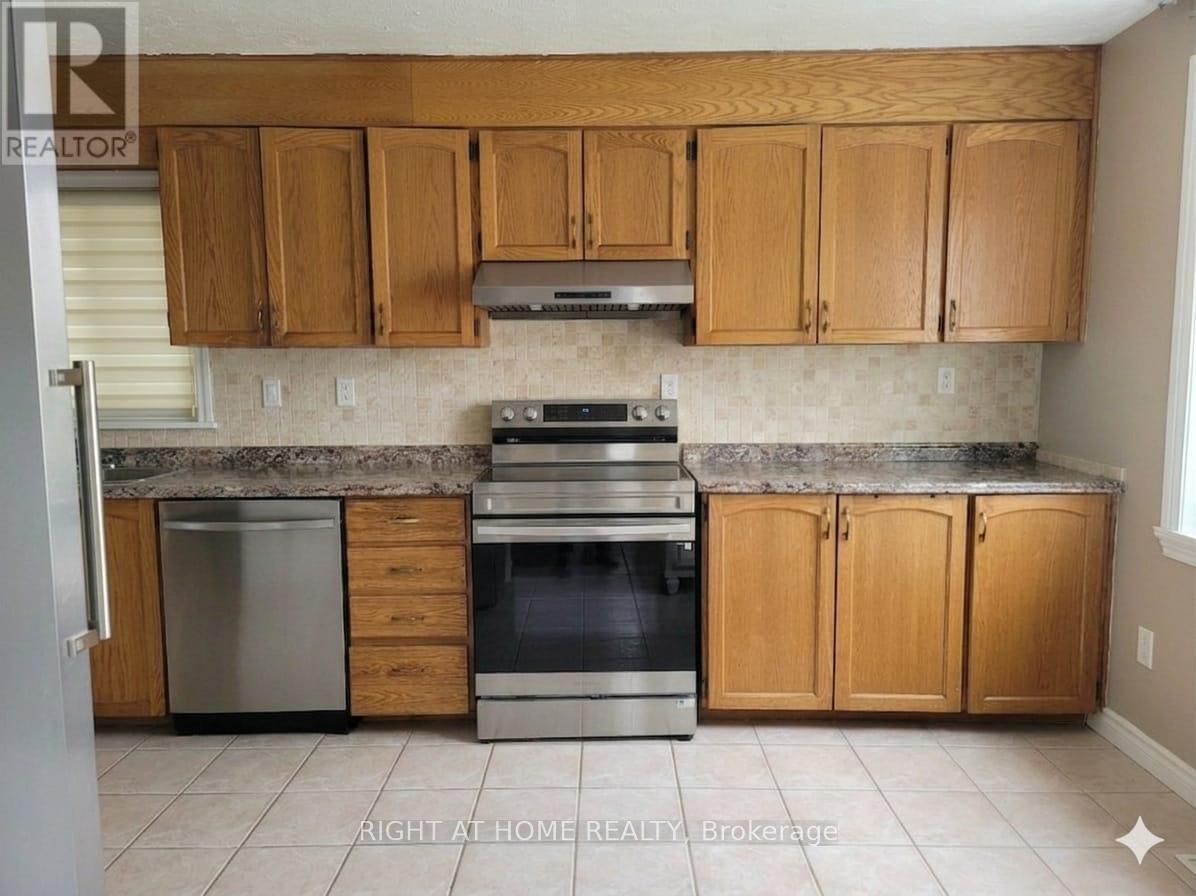 289 Ballard Street South, Oshawa, ON photo 7