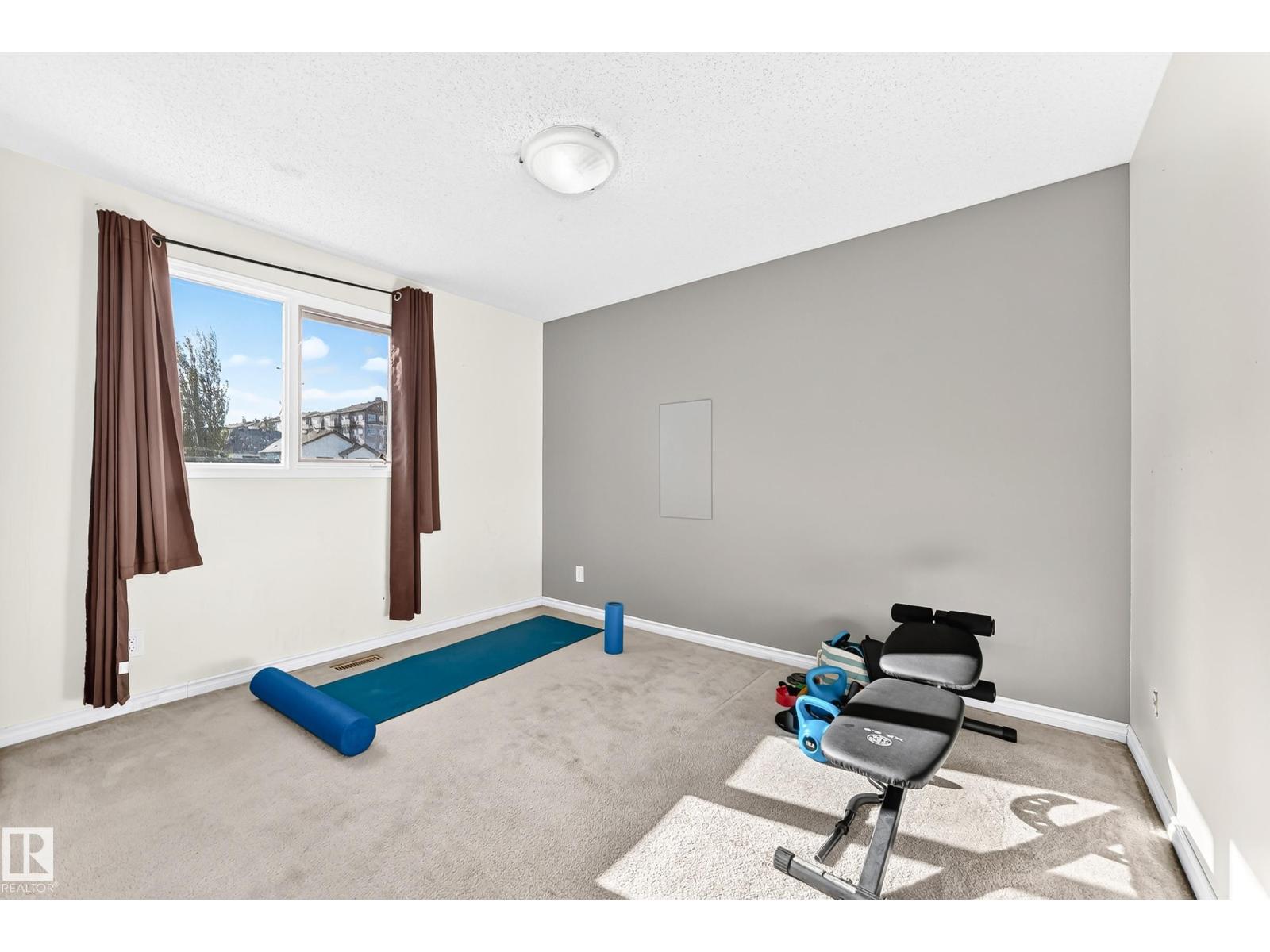 92 Howson Crescent NW, photo 46