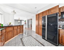 92 Howson Cr Nw, Edmonton, AB T5A4T9 Photo 17