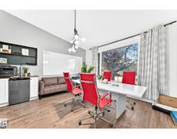 92 Howson Cr Nw, Edmonton, AB T5A4T9 Photo 7