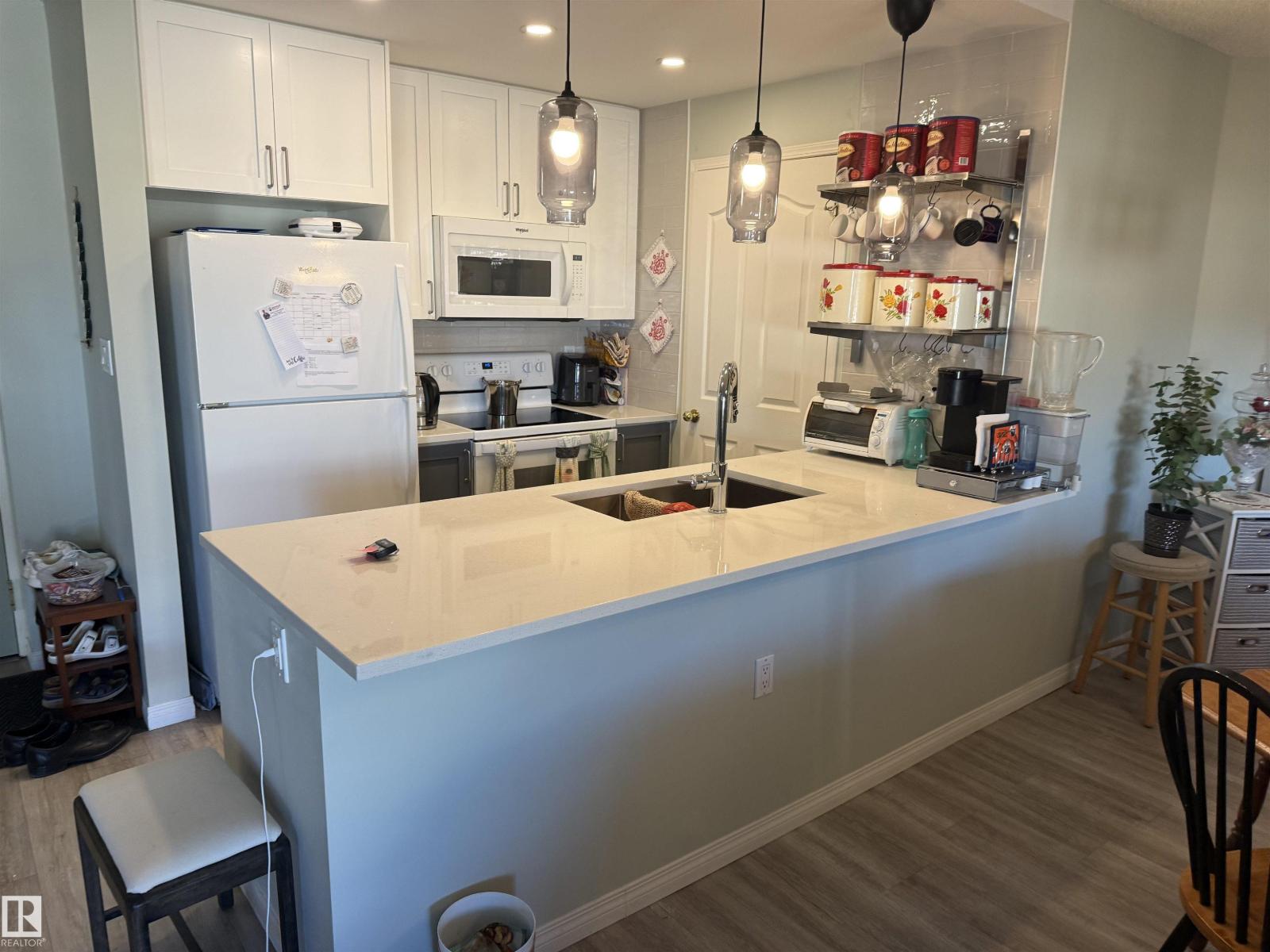#419 15499 Castle Downs Road NW, photo 9