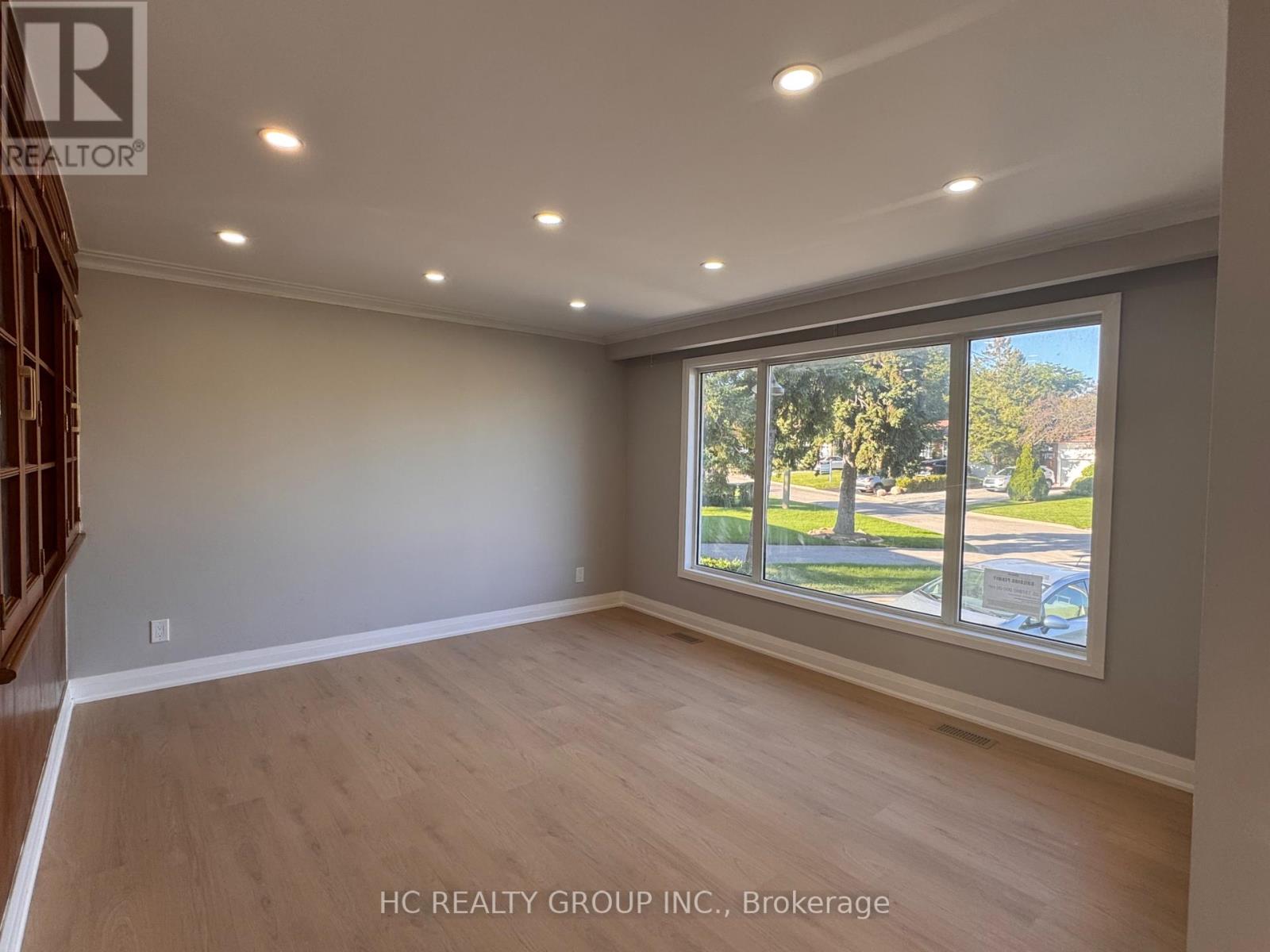 32 UPPER KING RICHARD COURT, Markham (Bullock) — photo 4
