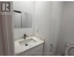 32 Upper King Richard Court, Markham, ON L3P1M1 Photo 13