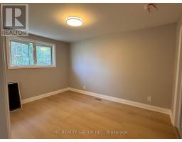 32 Upper King Richard Court, Markham, ON L3P1M1 Photo 9