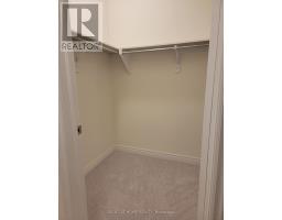 Bedroom 4 - Main - 32 Truffle Court, Brampton, ON L7A5A6 Photo 10