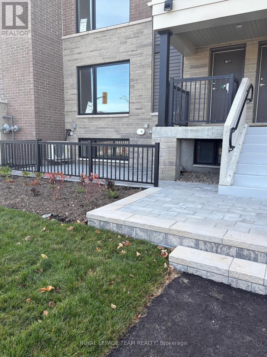 17 - 201 GLENROY GILBERT DRIVE, Ottawa — photo 2
