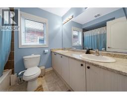 12 Suncrest Lane Unit# 207, Muskoka Lakes, ON P1H1G1 Photo 18