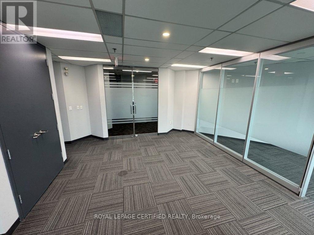 205 - 2800 SKYMARK AVENUE, Mississauga (Airport Corporate) — photo 5